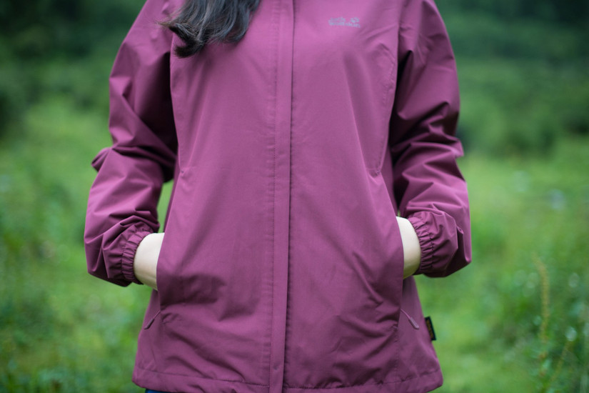 黑科技冲锋衣防暴雨,最强性能的冲锋衣