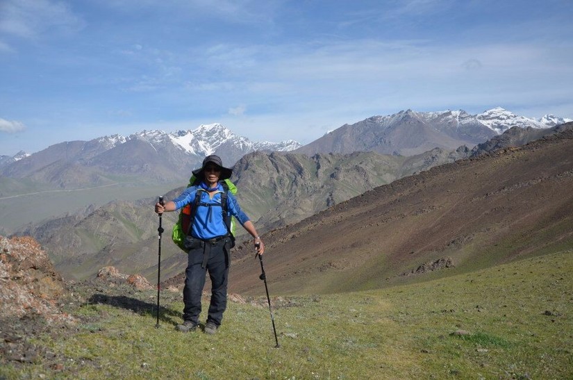 雪峰冰川雪莲草甸十分的激动八分憾——2019年7月环博格达纪实