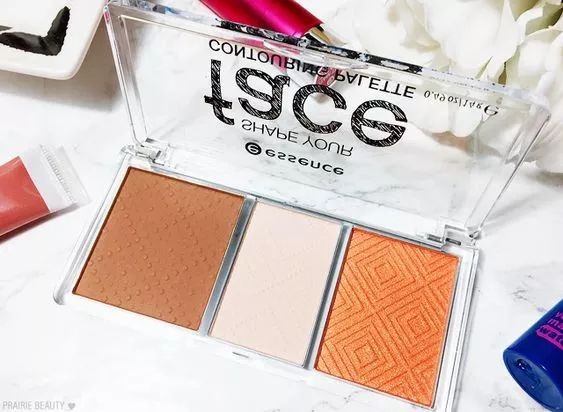 这些美妆潮品你最想拿走哪一个,这些网红化妆品还能用吗