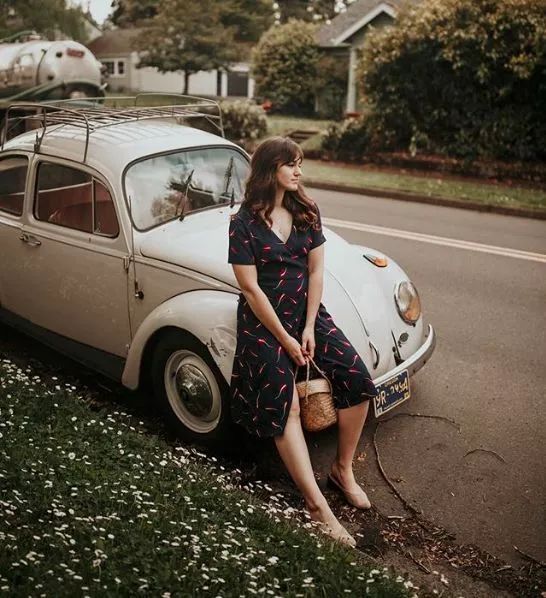 适合妈妈的时尚连衣裙有哪些,妈妈也适合穿的连衣裙