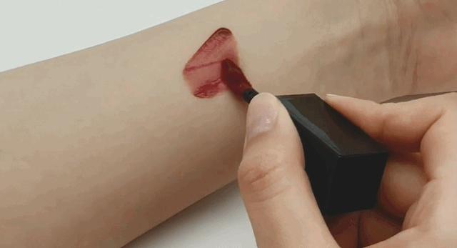 ysl粉金水光唇釉202在哪里买,ysl最新水光唇釉试色