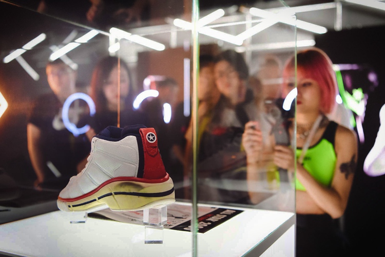 史上第一篮球鞋,第一双进入时尚圈的篮球鞋