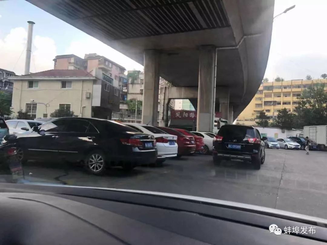 外地户口能在蚌埠办理长期居住证吗？社保单位缴交两年能补缴吗？签了合同，却突然被公司通知离职该怎么维权？…本期新媒问政为您权威解答