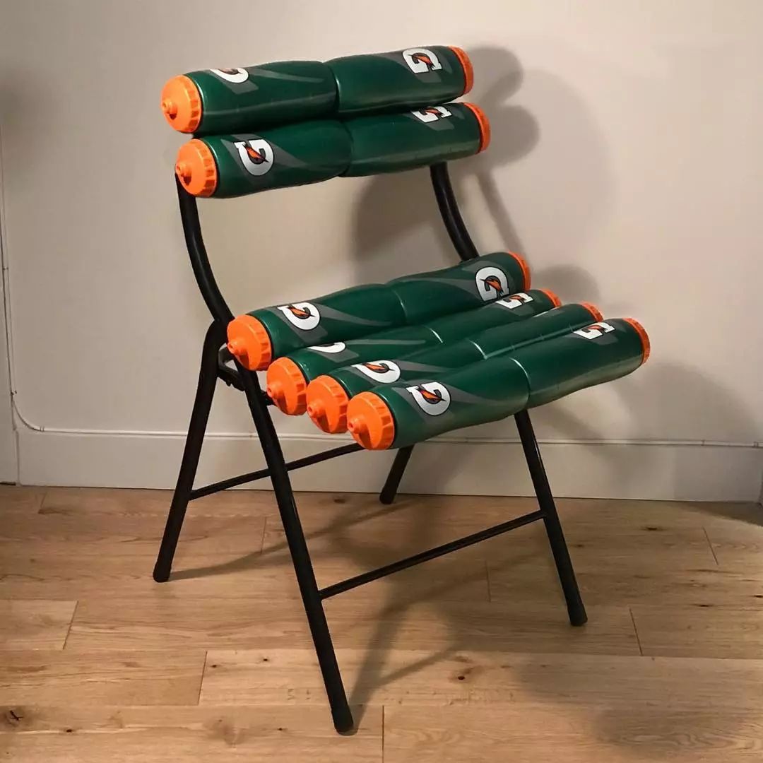 现在年轻人无聊,为啥现在年轻人恋爱那么无聊