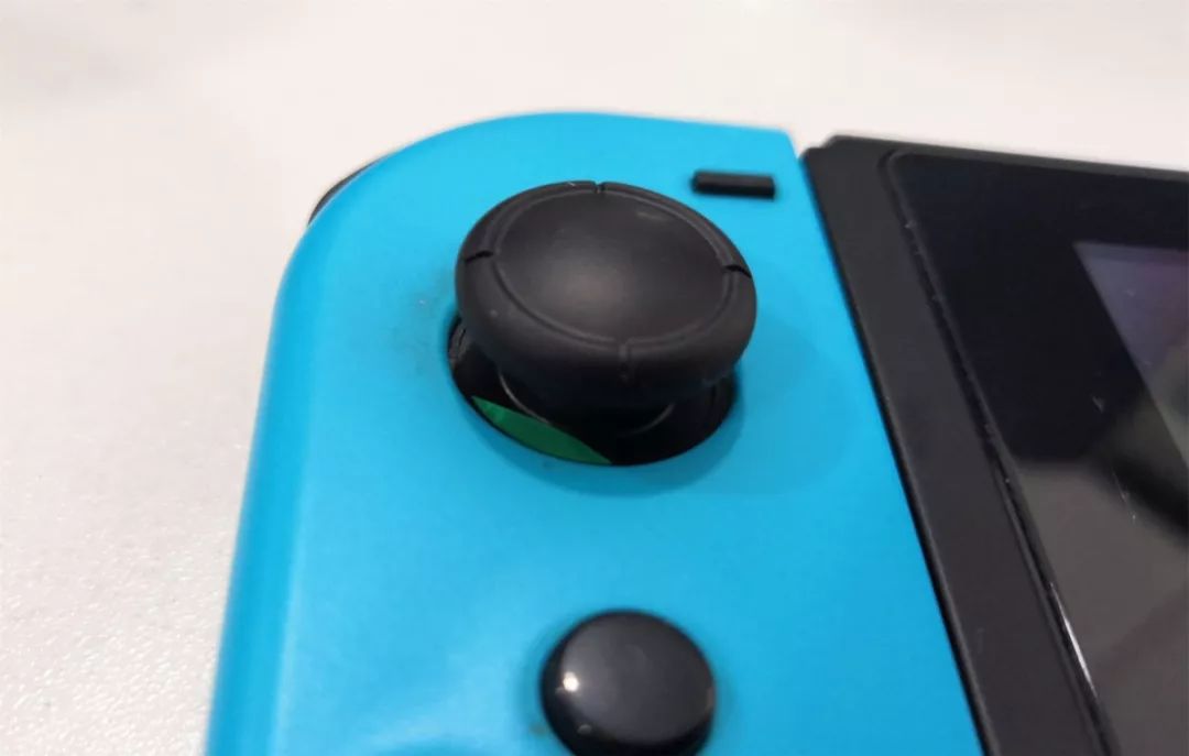 joycon鎽囨潌缁翠慨鏁欑▼,joycon缁翠慨鏇存崲鎽囨潌