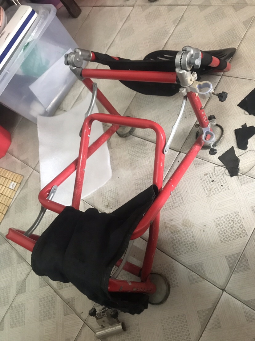 牛仔裤爆改马鞍包,牛仔裤爆改辣妹裤