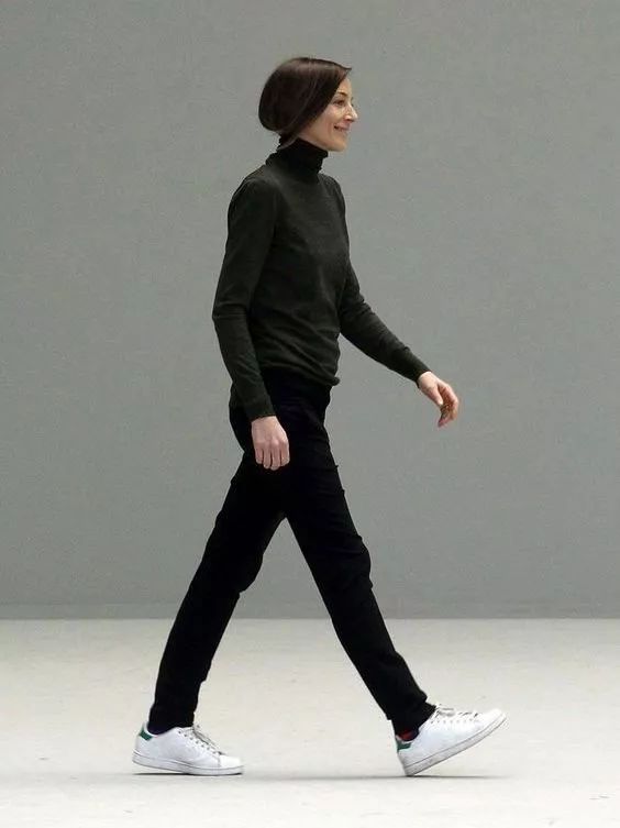 想和任何人都保持距离,想跟一个人保持距离