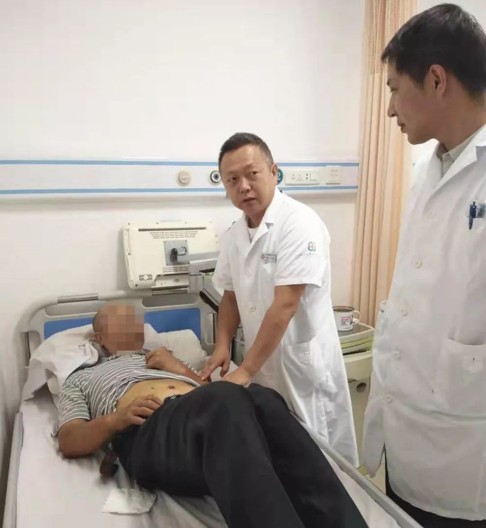 腹股沟疝传统术式最常用,疝气手术第二天需要做什么