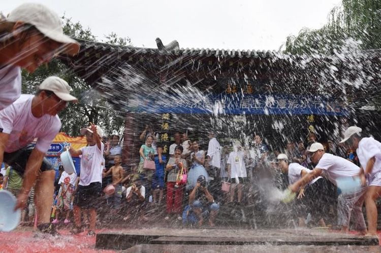 济南泼水节活动,济南泼水节开幕时间
