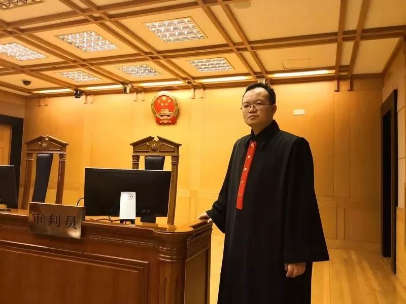 袁博年轻时的照片,袁博来到这个世界上多久了