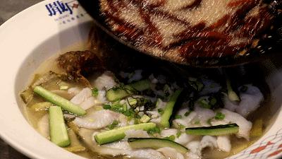 100元左右吃到豪华大餐！聚餐太合适！6款蛙锅！2款酸菜鱼！实力出众