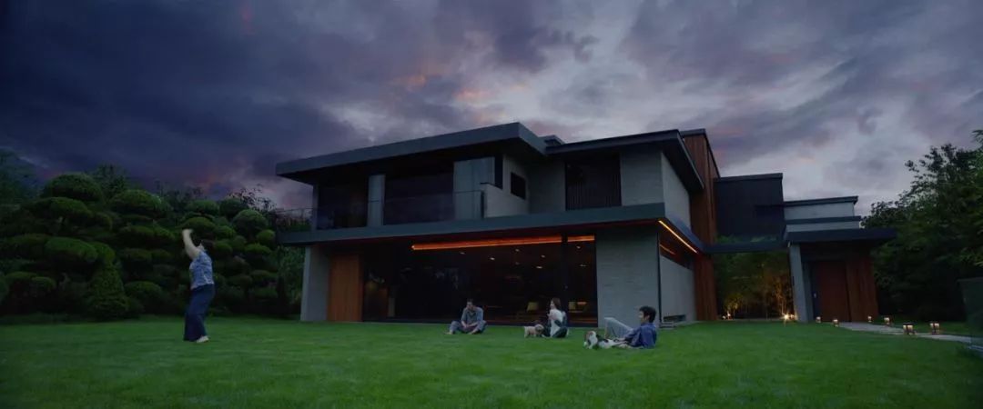 看完戛纳获奖电影《寄生虫》，秒get豪宅怎么设计才没有暴发户感