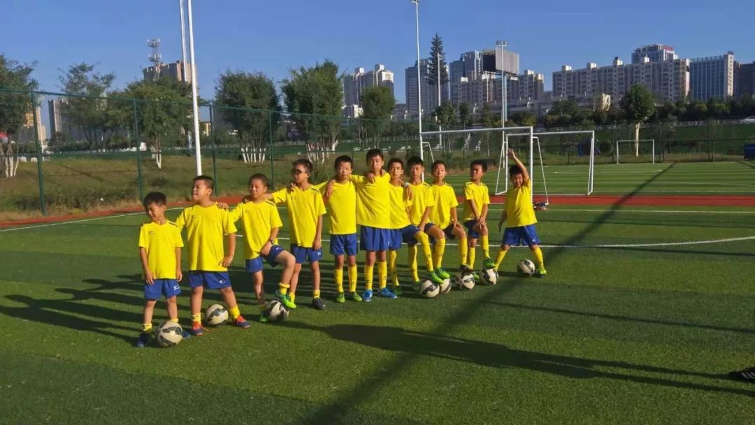 蓝田足协青芒足球俱乐部,少年梦足球梦