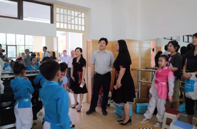 郑州二中和河南省实验中学,郑州第二实验高中