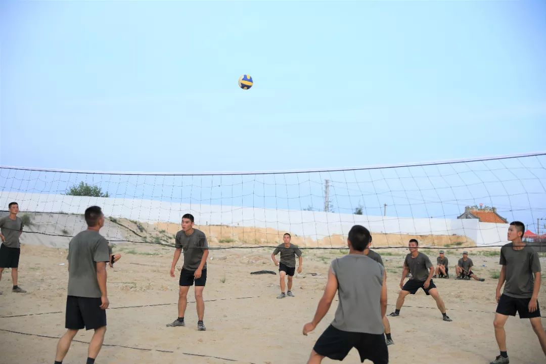 沙滩踢足球转场,沙滩踢足球