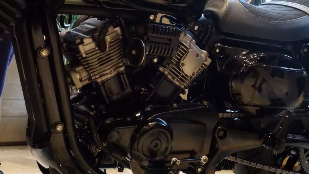 大韩轻骑gv300s经典版评测,高性价比二手巡航车报价