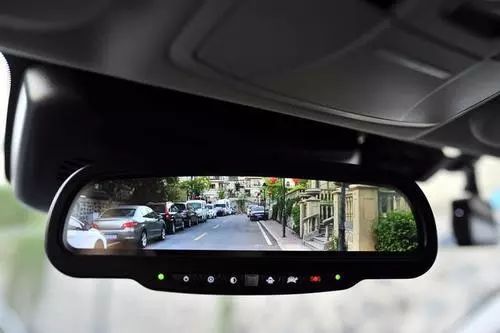 行车记录仪单双镜头如何选购,怎样选购行车记录仪内存卡