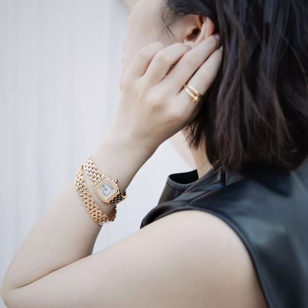 戴手表什么样的女人最漂亮,戴什么手表的女人最有气质