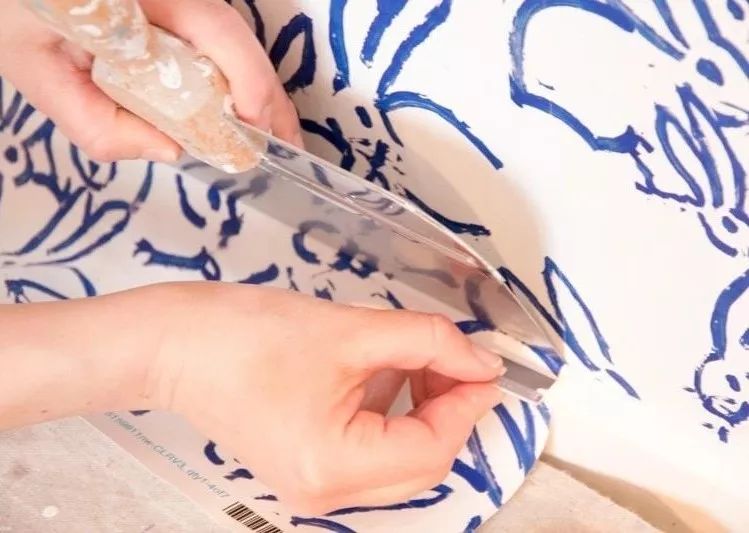 家里墙壁总是又脏又黄怎么办,墙壁发霉脏怎么刷