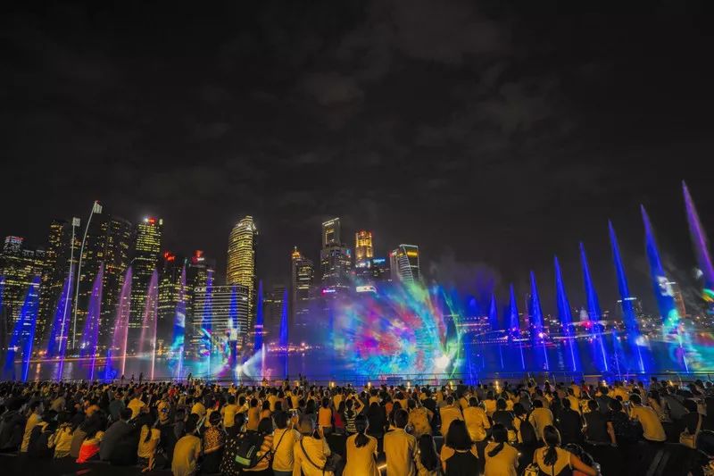 新加坡圣淘沙鱼尾狮为什么拆除,新加坡鱼尾狮为什么修二个月