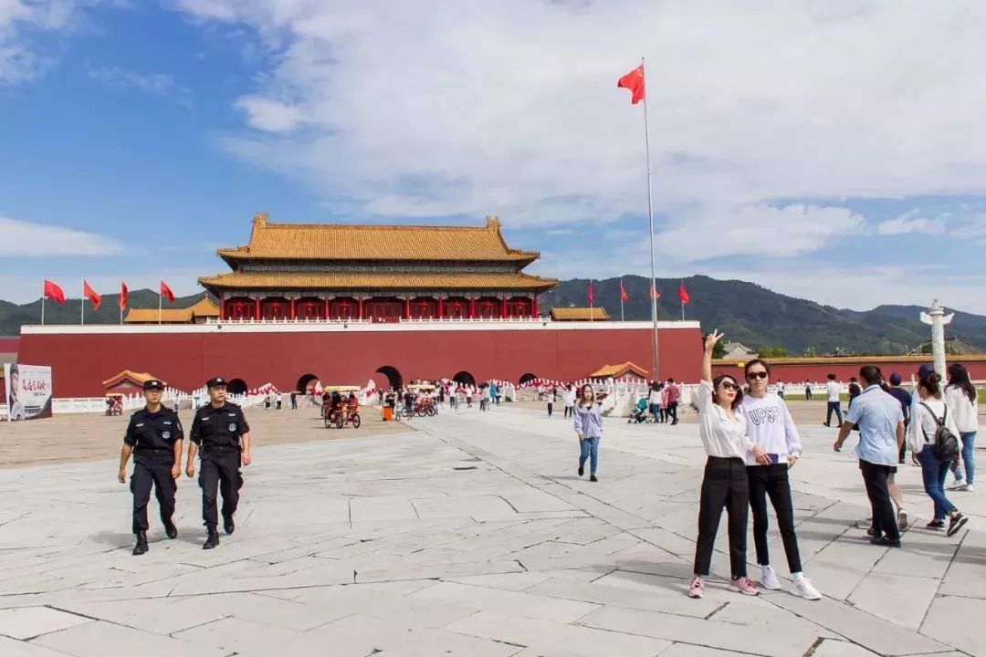 美到窒息的光影秀,美到极致烟花视频