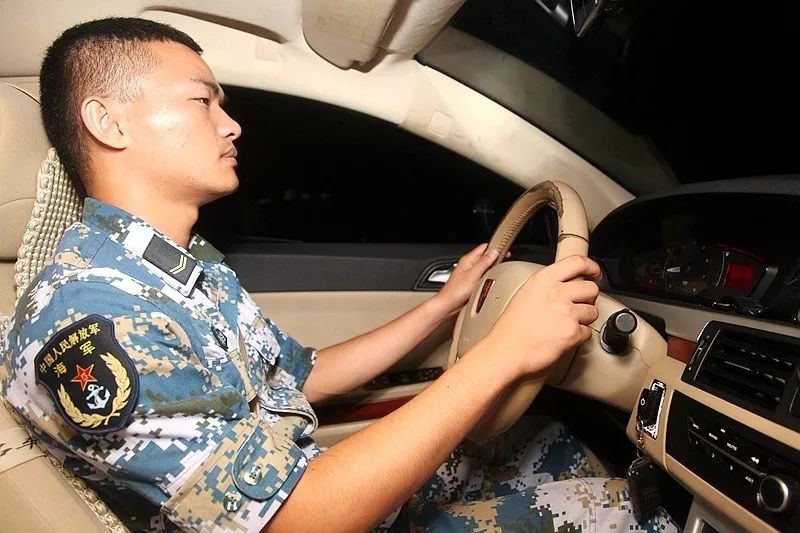 海军院校训练真实视频,海军战队训练真实视频