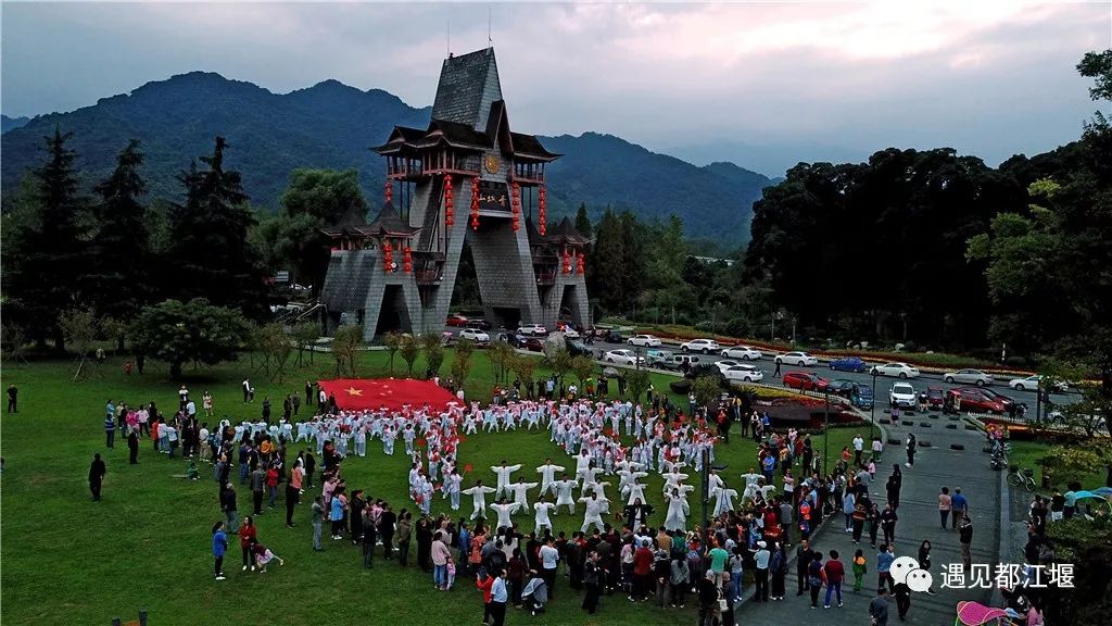 五星红旗同框感受,与五星红旗相遇