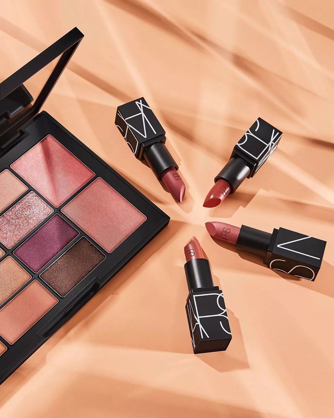 今秋必入的最夯彩妆品,今年不能错过的5个秋季彩妆新品