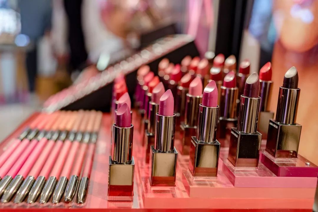 水润瓷肌,白瓷肌护肤