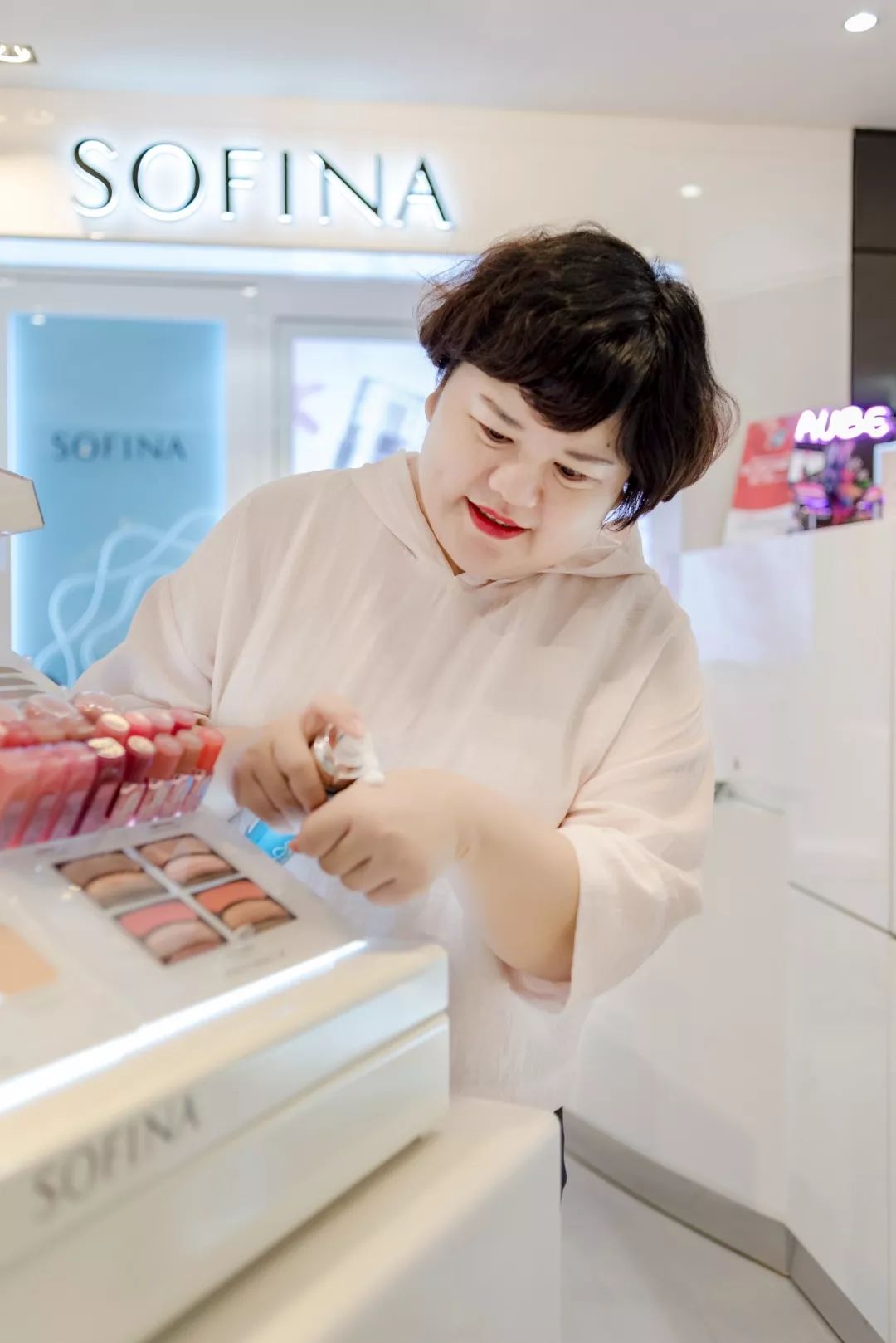 水润瓷肌,白瓷肌护肤