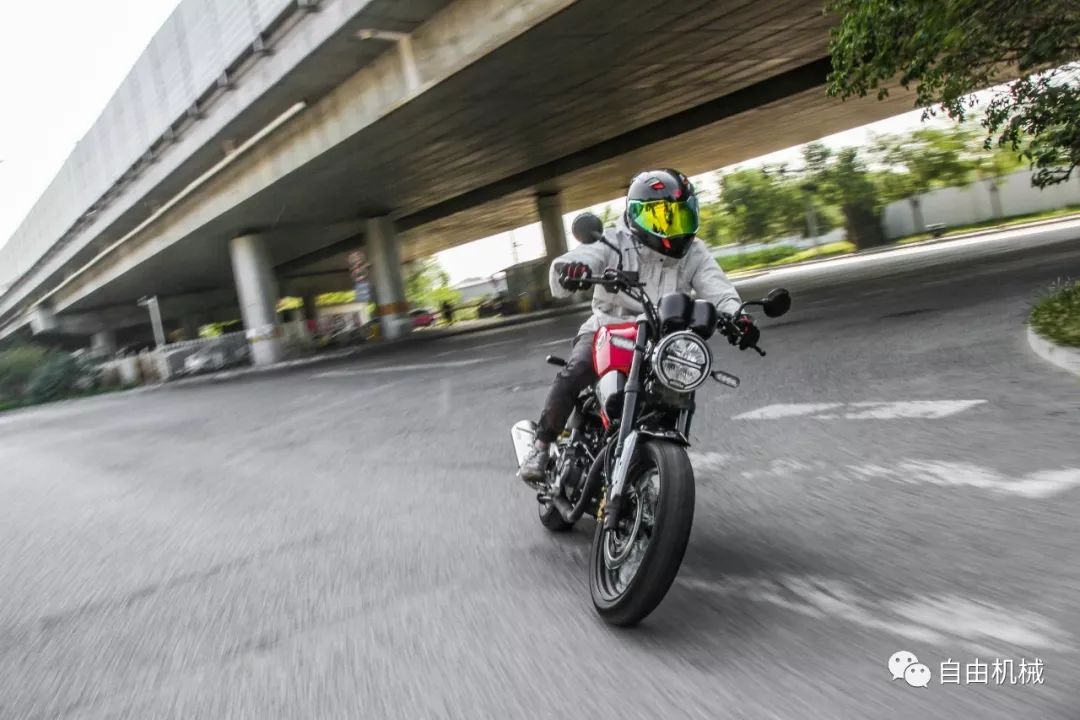 五羊本田鸷道cb190ss测评,五羊本田鸷道cb190ss复古版