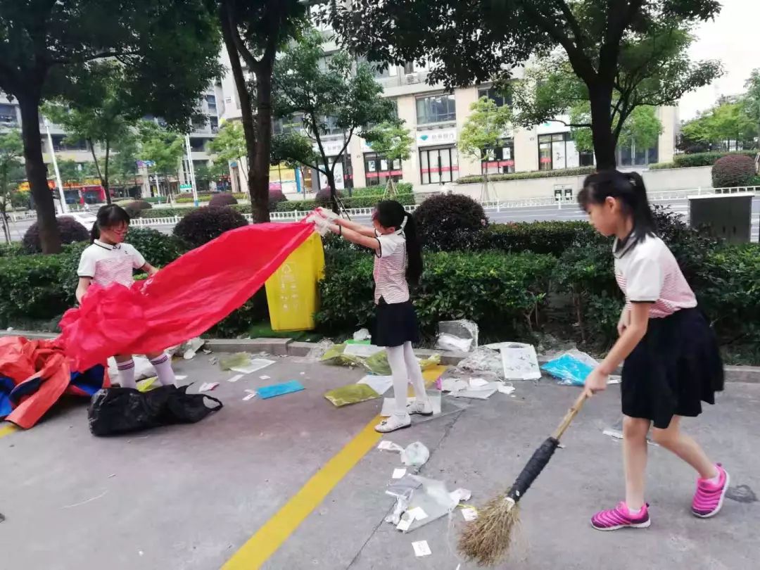 共谱拥军爱民乐章,共谱双拥情强军梦