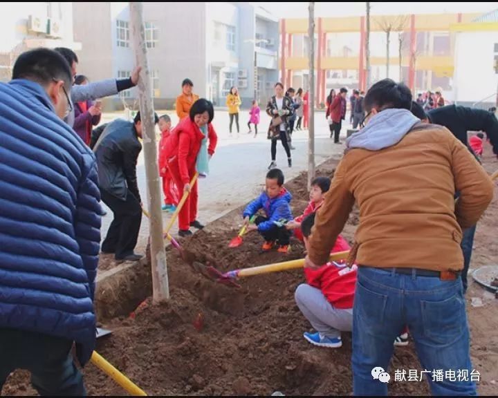 奋力书写人民满意教育新答卷,办人民满意教育铸造教育新品牌