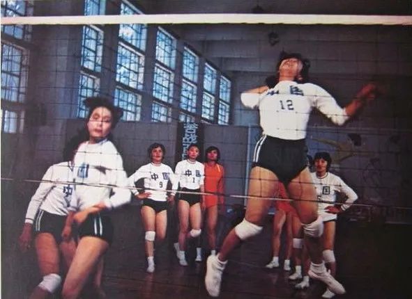 看女排冠军比赛,看完中国女排感想