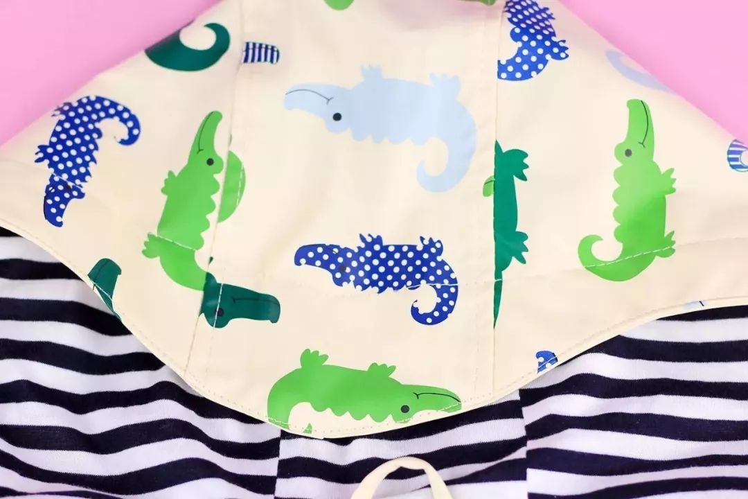 美炸了！这是我见过最美的雨具，没有之一，每个款我都想来一件