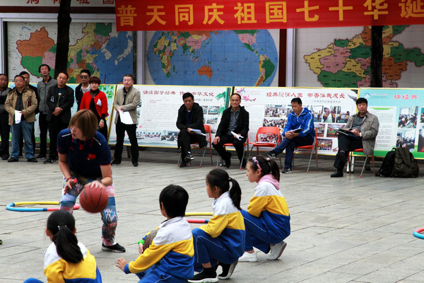 两校交流深化合作促共赢,两校合作促交流联合探索共成长