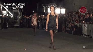 bella成长史,bella近照超模