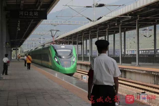 昆玉河铁路动车时刻表,昆玉河火车开通时间