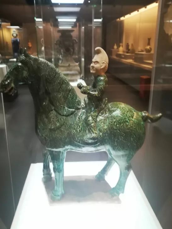 重庆大学建立了一个赝品博物馆,如何看待重庆大学赝品博物馆