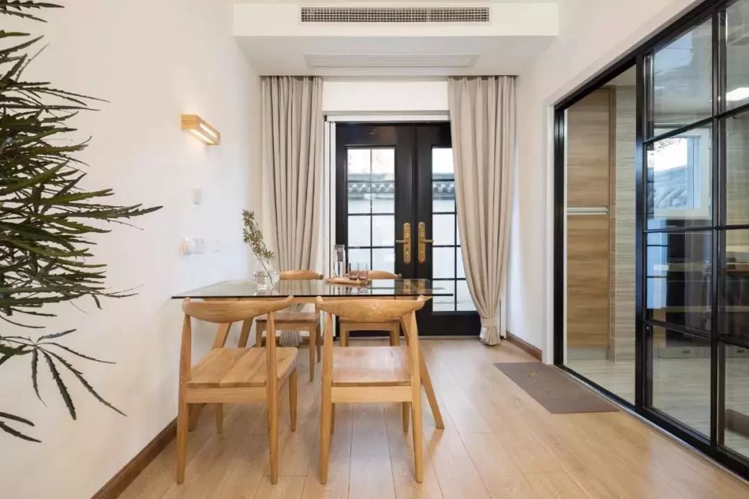 「素材」45款高级黑的「门框」案例分享！「334期」