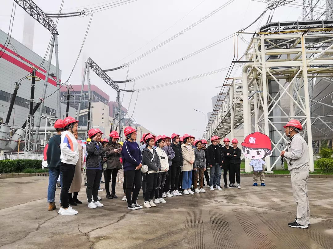 我们来啦英文视频,我们来了完整视频