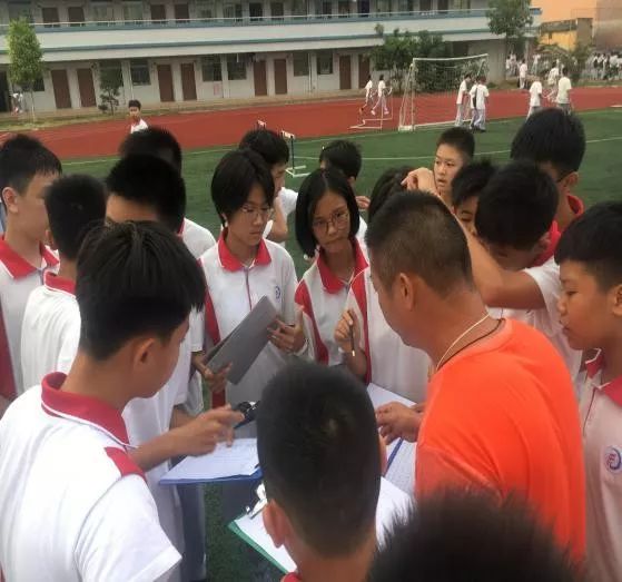 【活力邓中】绿茵点亮青春足球传递激情——记初一级射龙门比赛