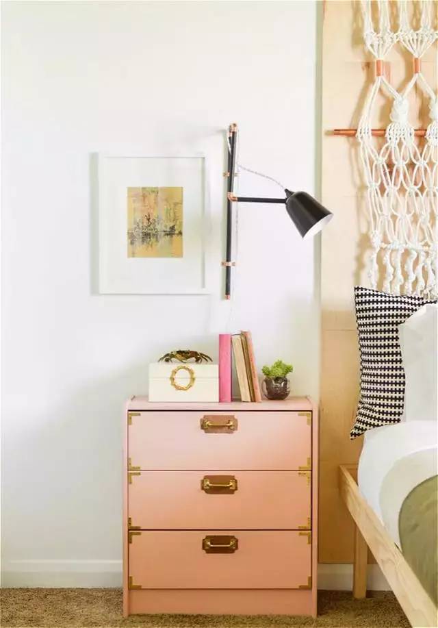 请问一下白色沙发脏了怎样清理,沙发脏了不用拆不用洗