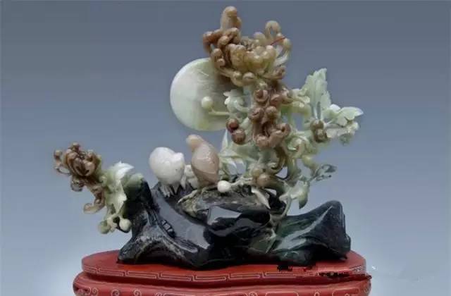 美玉“开花”，艳而不俗