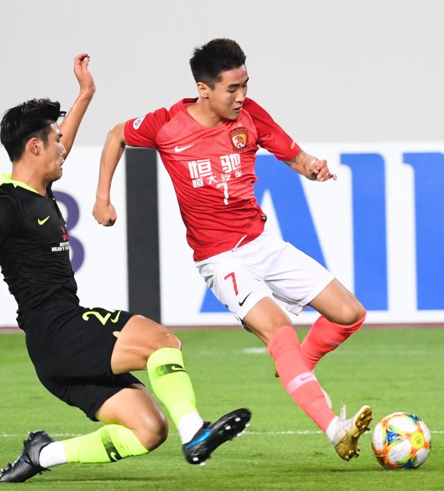 主场输掉欧冠淘汰赛,主场失利客场逆袭