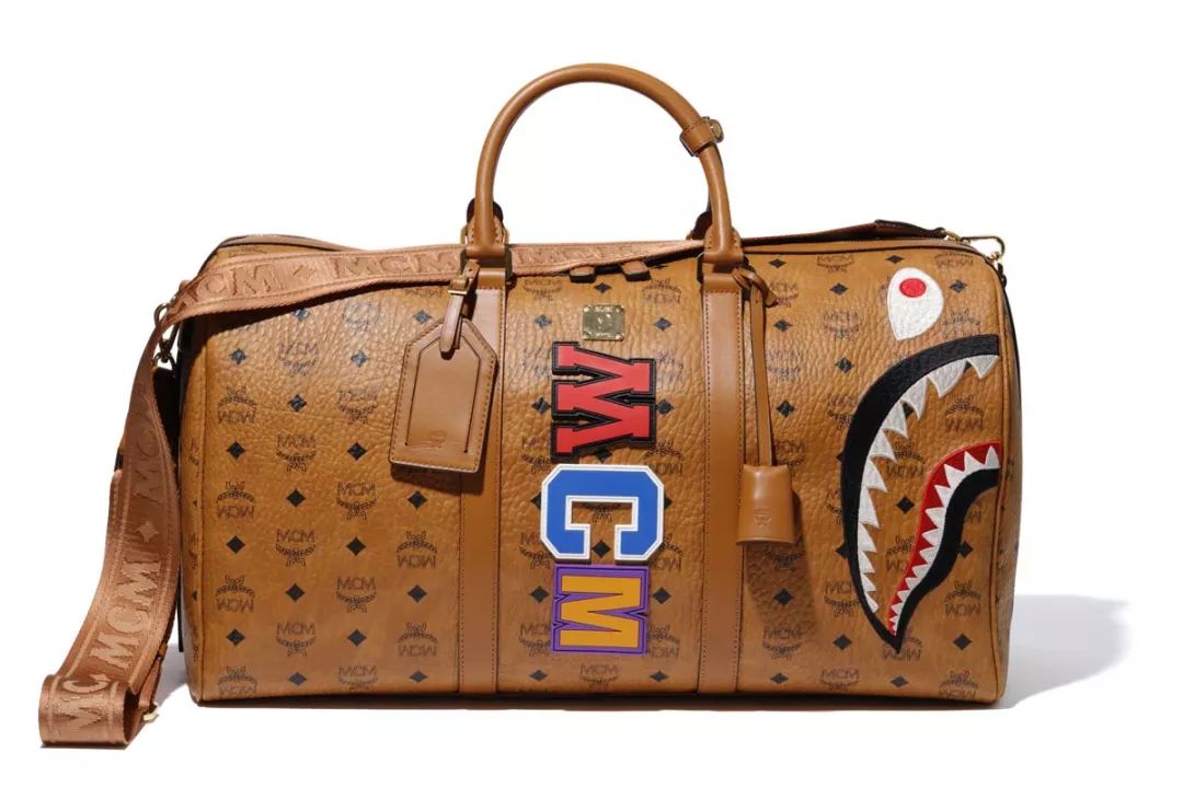 bape和mcm联名外套,mcmxbape联名背包