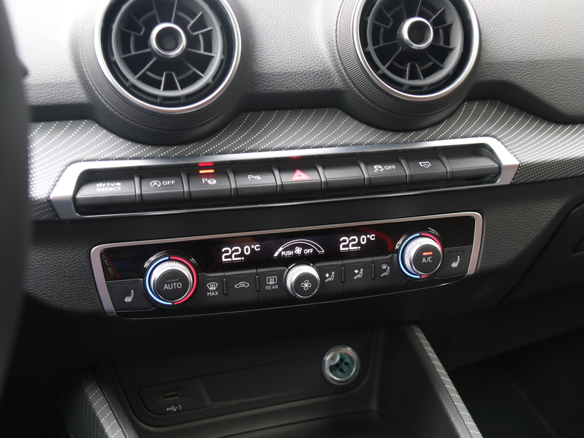 gla对比q2l,q2和gla哪个更值得买