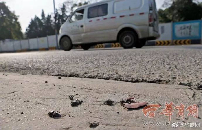 西安100多辆车车胎被扎,陕西一车主被扎坏72条轮胎