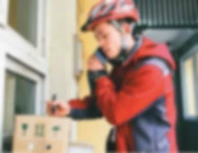 姑娘卡里224万没了：我就接了快递小哥哥一个电话……“双11”到了，这些套路要看清