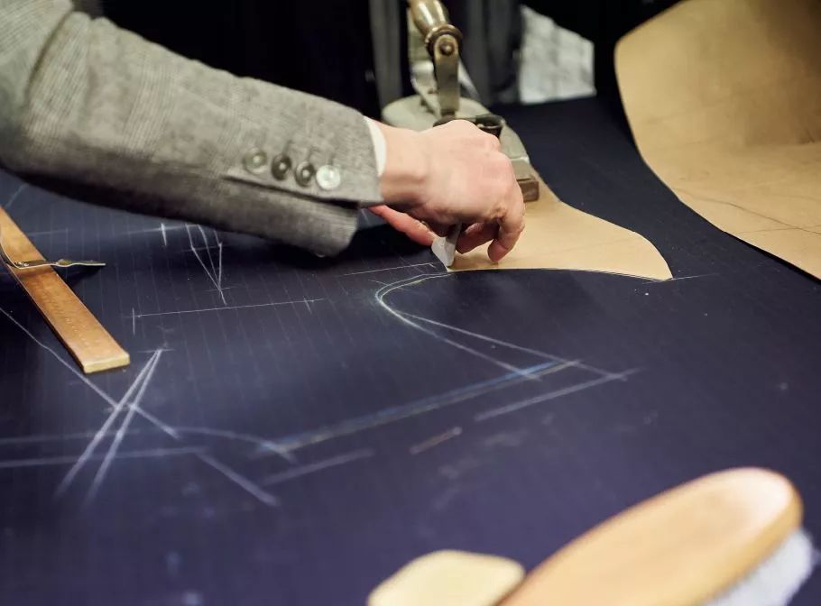 定制西装的十大技巧,定制西装必须知道的知识